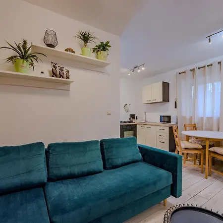 Daire Two-bedroom In Peroj