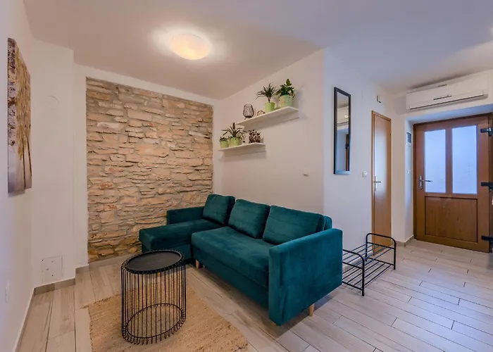 Lejlighed Two-bedroom In Peroj
